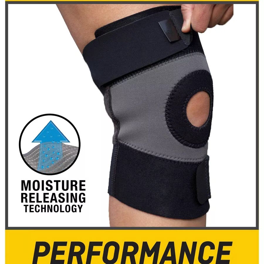 FUTURO Performance Knee Support, Moderate Support, Medium 45696EN